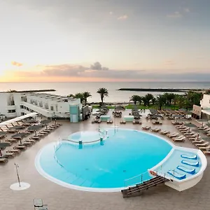 **** Resort Hd Spain
