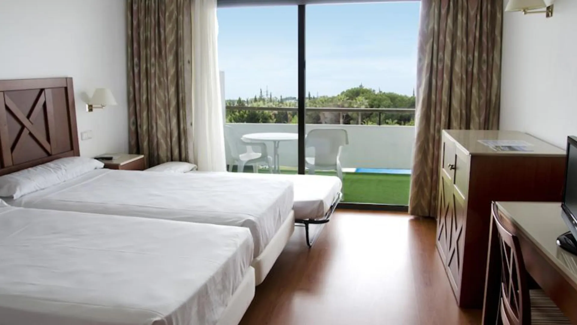Hotell Trh Paraiso Estepona
